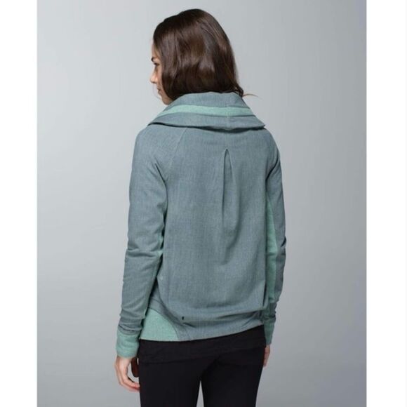 Lululemon To Class Textured Green Button Down Double Collar Cardigan Jacket - Picture 3 of 15